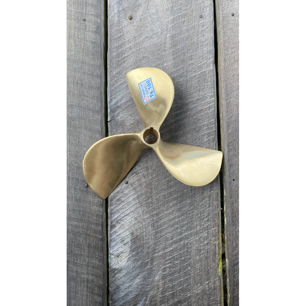 Kipas Perahu Kuningan H mahli TS 180 Bahan Kunigan Kalimantan