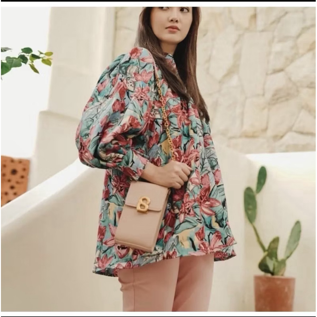 PL Benang Jarum Camila Blouse size S