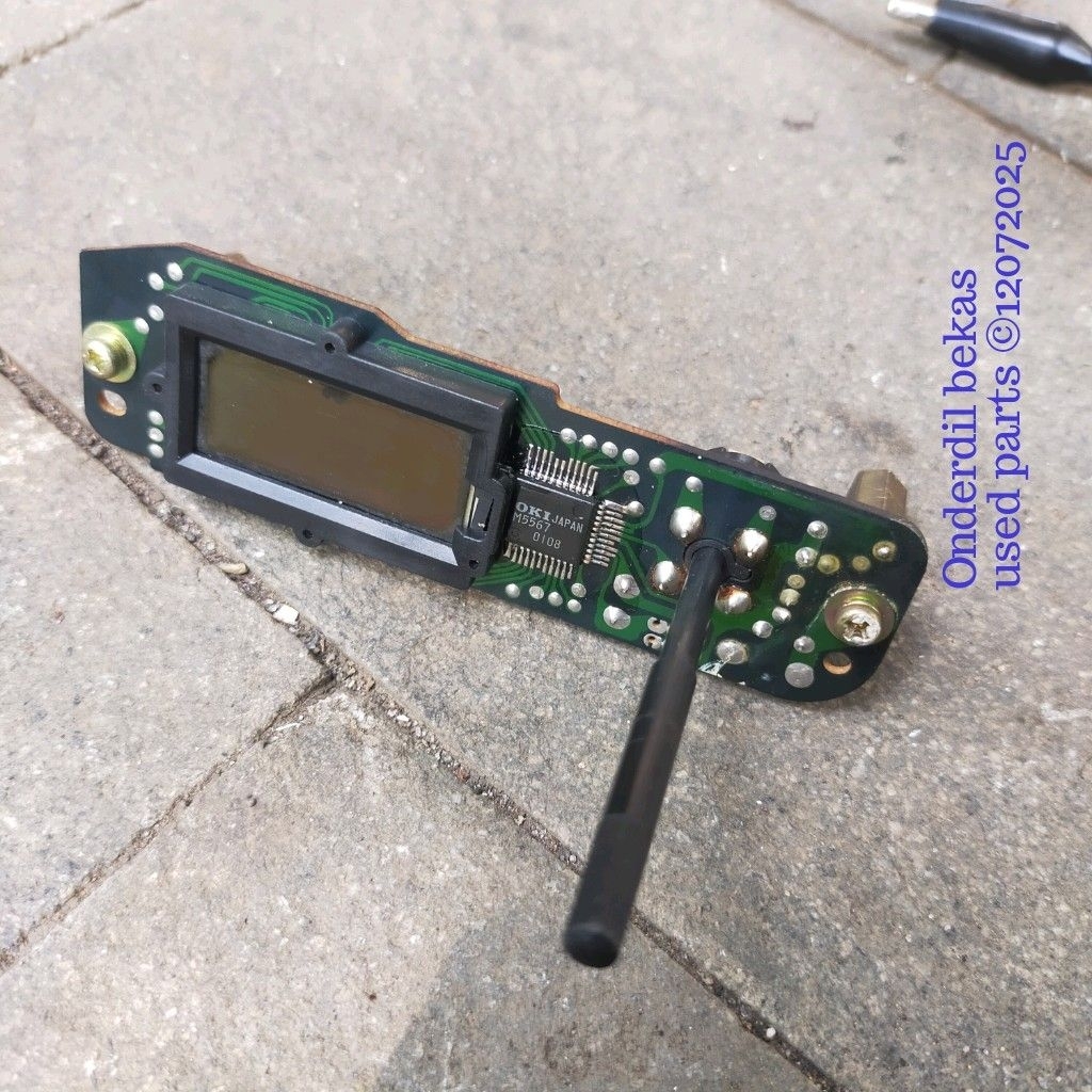 jam speedometer Nissan Cefiro A31