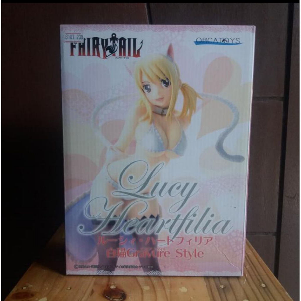 Lucy Heartfilia Fairy Tail Anime cat costume version recast action figure back in box
