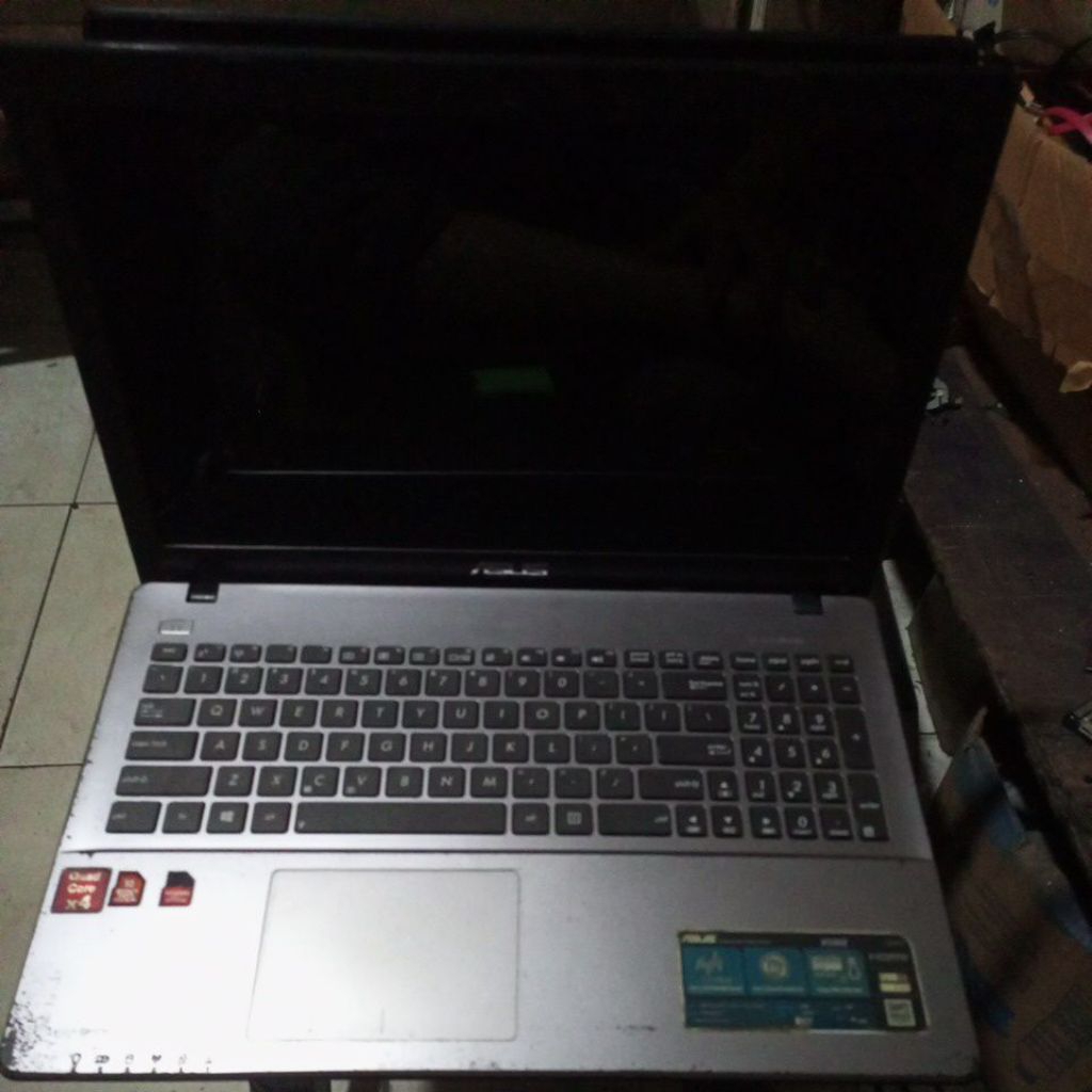 casing laptop Asus x550z