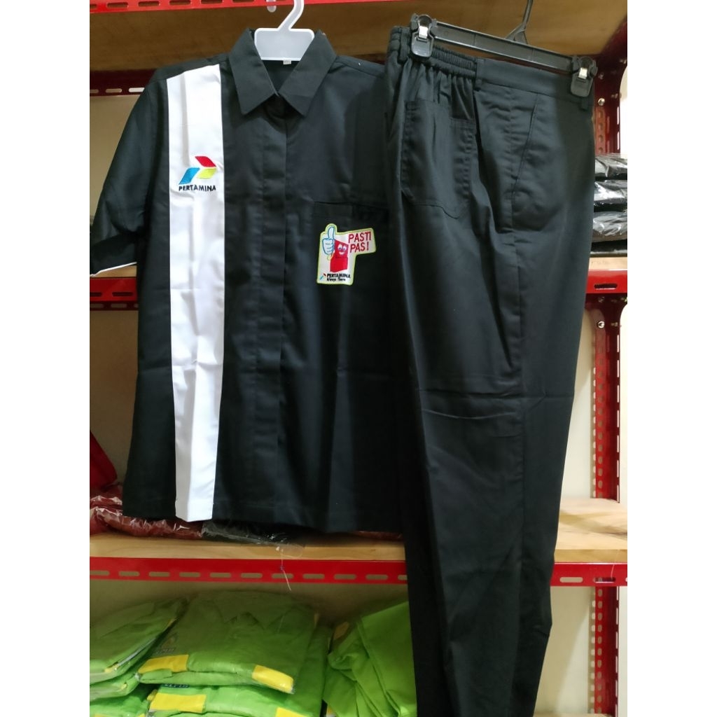 Seragam Pengawas SPBU Pertamina ( Baju dan Celana )