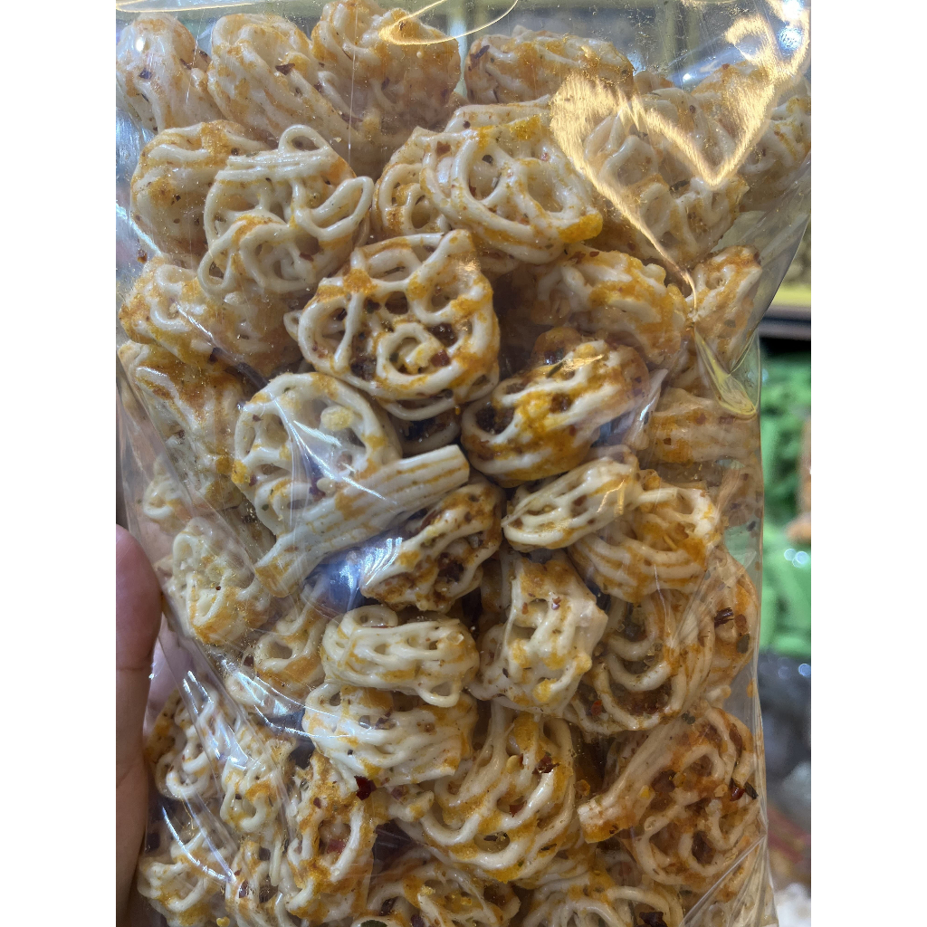

Kerupuk Seblak Rafael 250gr - Seblak Viral Pedas Gurih - Karasa