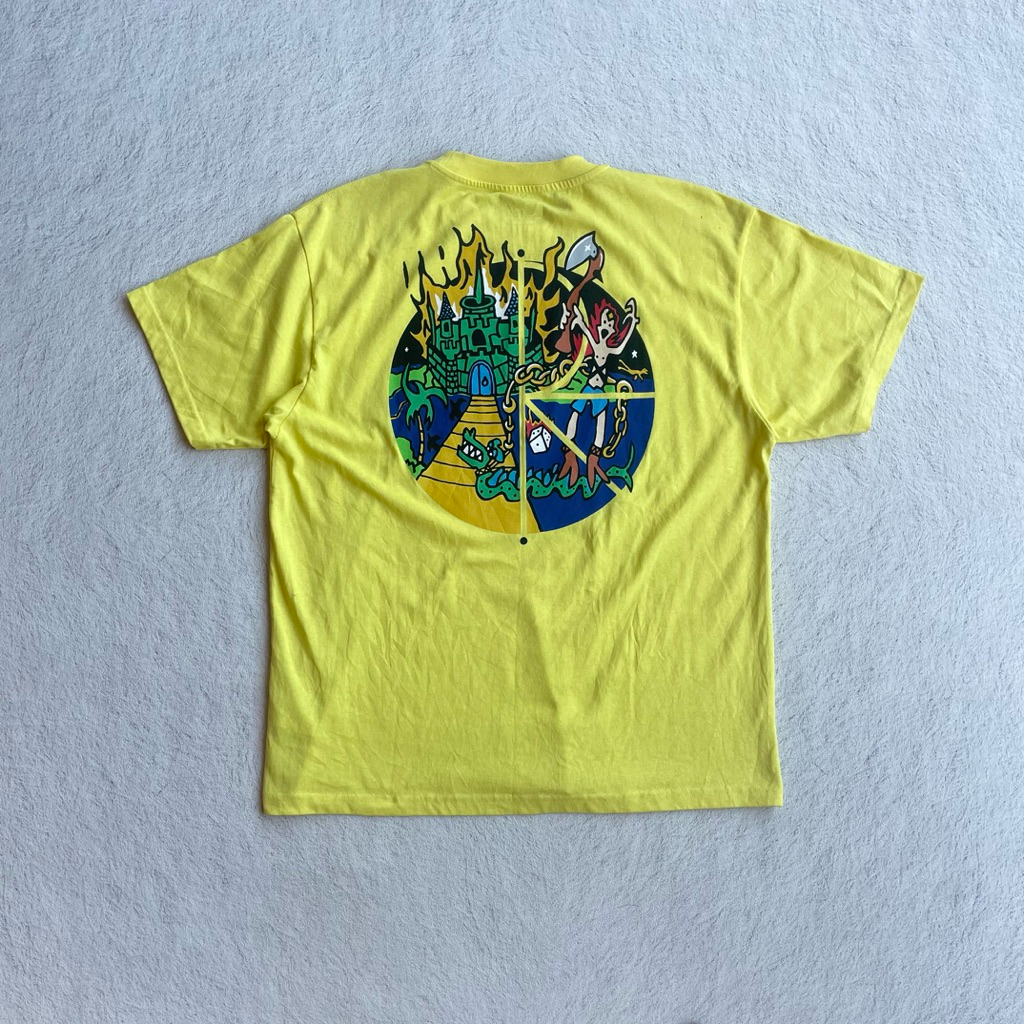 Kaos Polar skate co Castle fill logo yellow