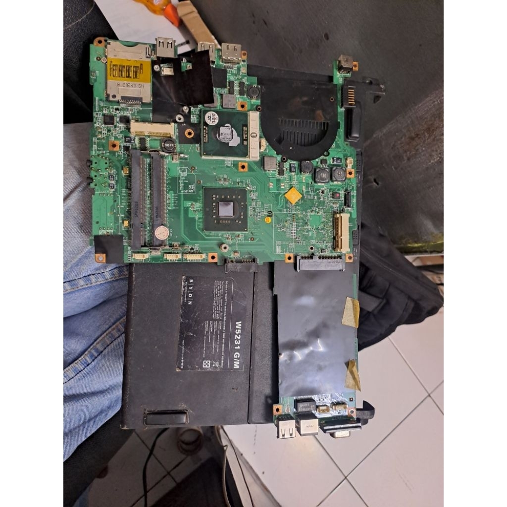 motherboard laptop byon w5231 g/m