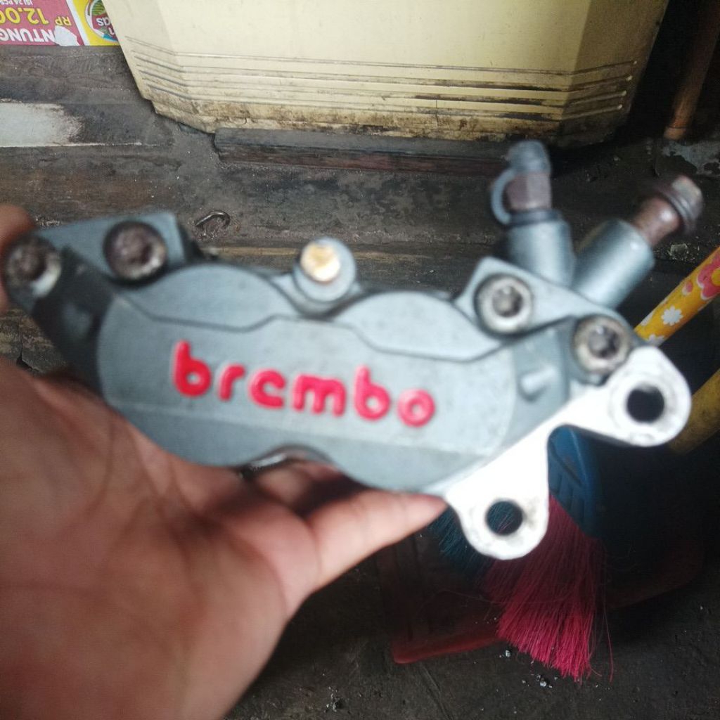 Kaliper Brembo 4 Piston