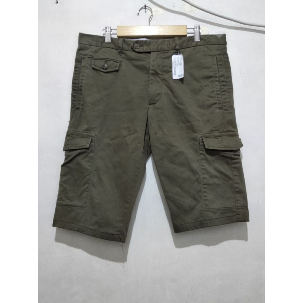 Celana Cargo GAP Army Size 36 ( Second )