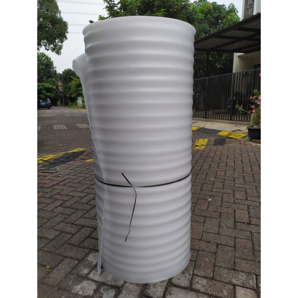 

PE Foam L 120 cm X 1 mm s/d 3 mm Busa Packing