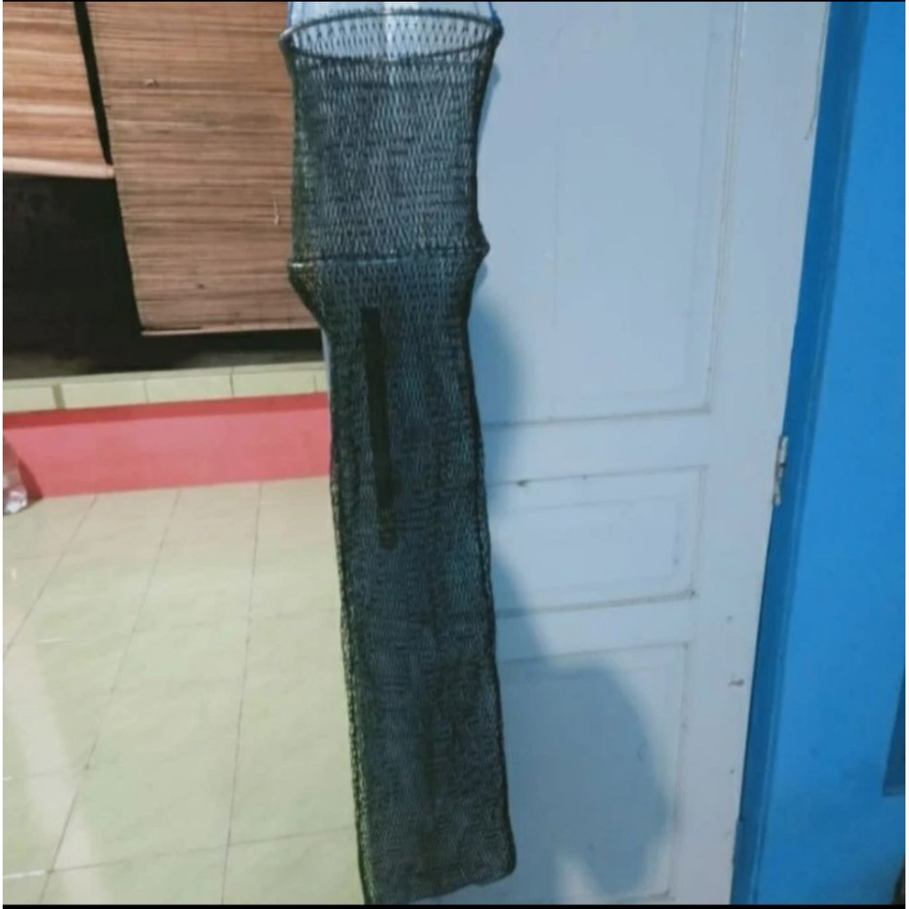 Korang ikan panjang 1.5 lubang 1in