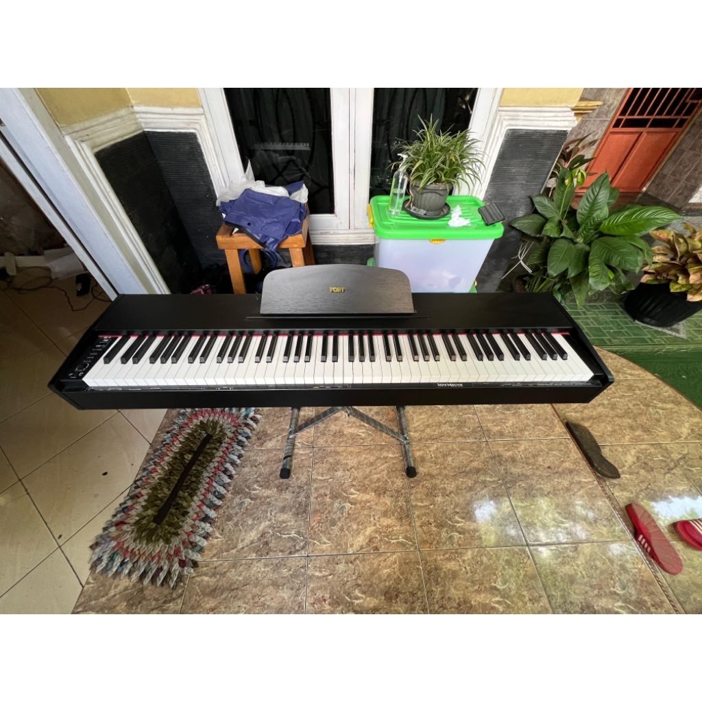 Piano Digital FORT BATAVIA LE-Second Like New, Bonus Stand