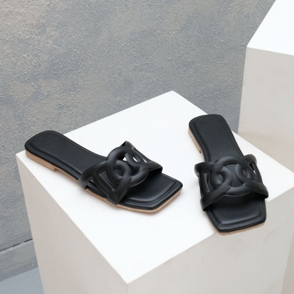 Sandal Flat premium import Kulit asli