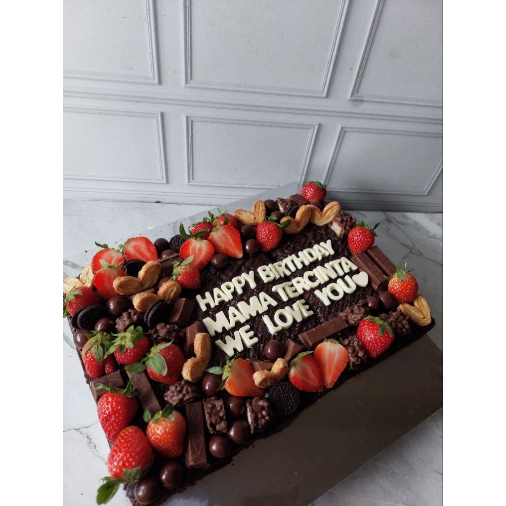 

BROWNIES HIAS 30X20CM