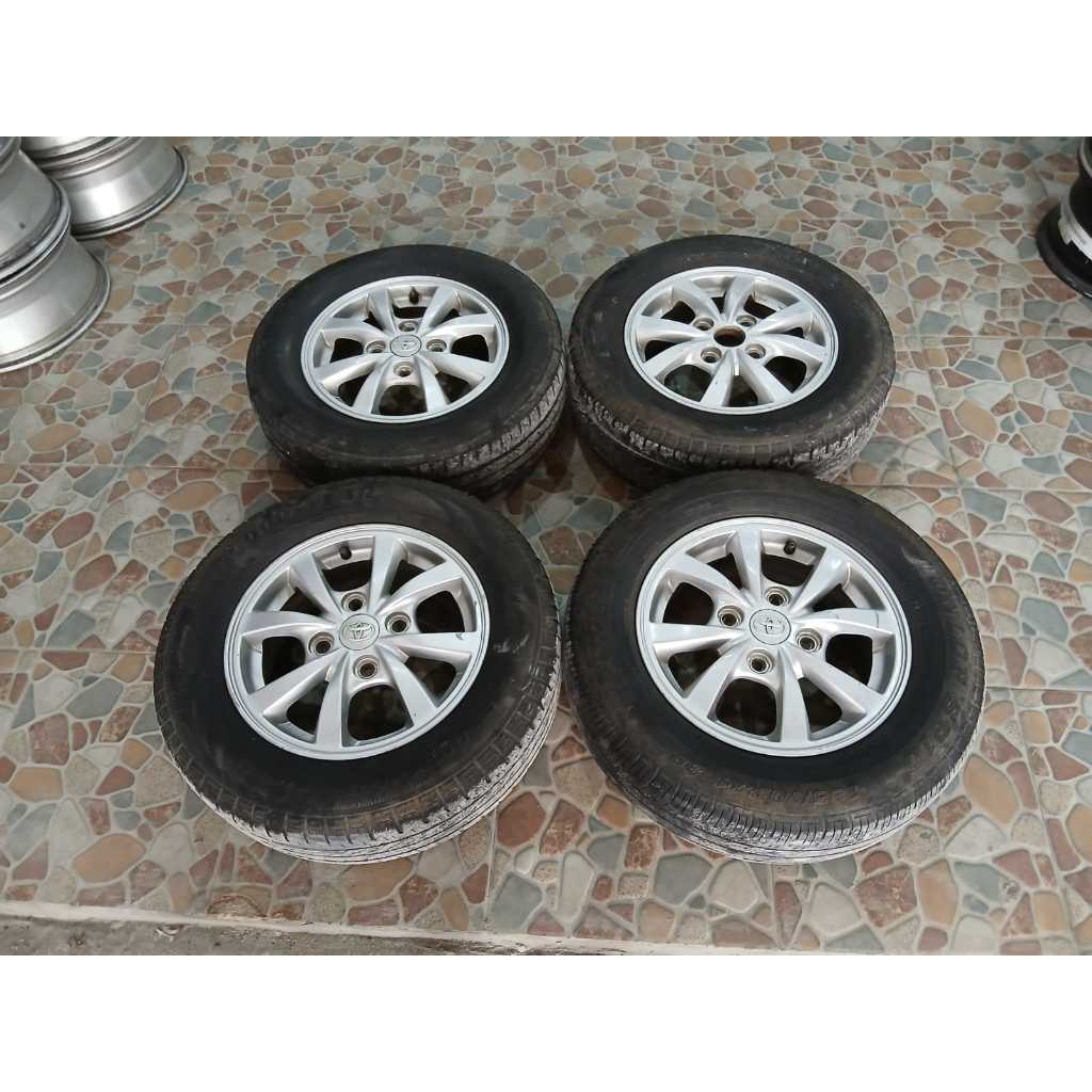 velg bekas copotan mobil avanza r14 pcd 4x114 plus ban avanza cary tayo livina kijang lgx dll