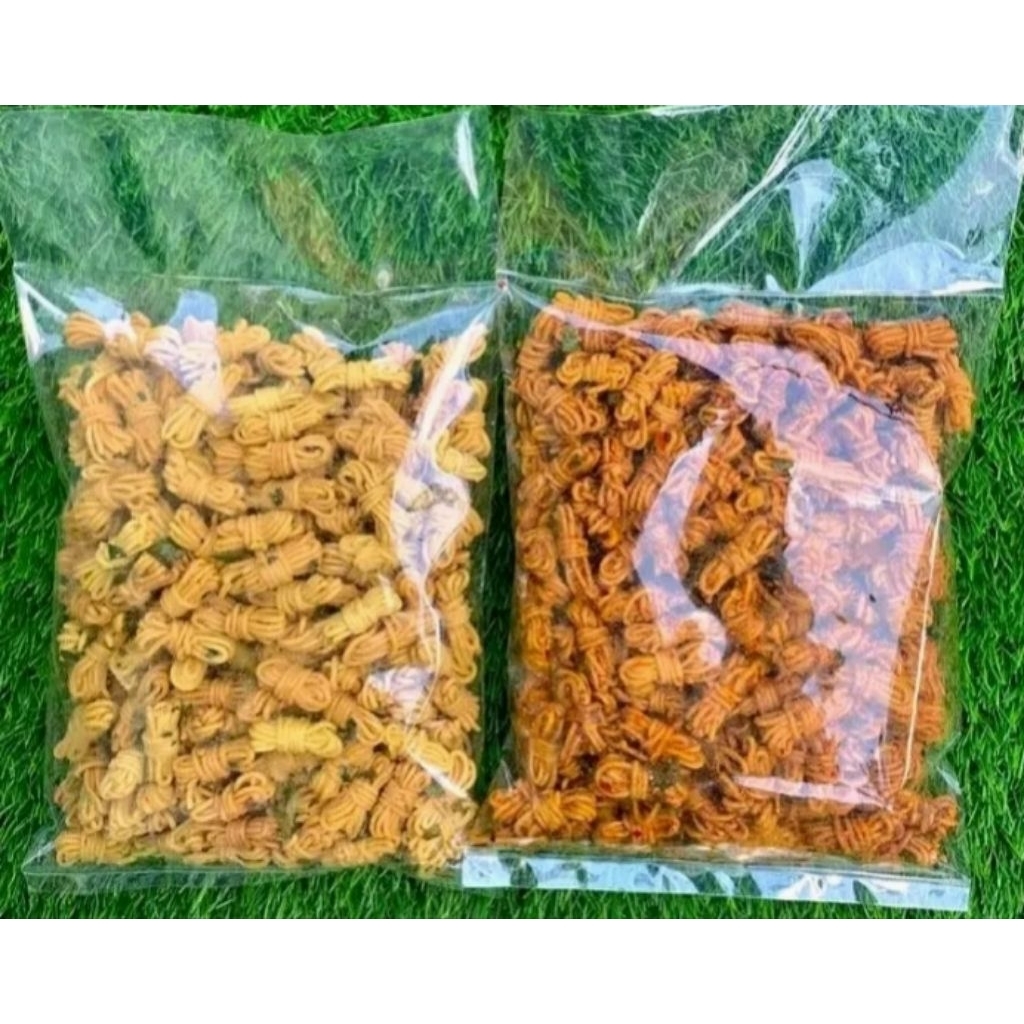 

MIE UWEL/MIE GULUNG EXTRA PEDAS DAUN JERUK KEMASAN500gram