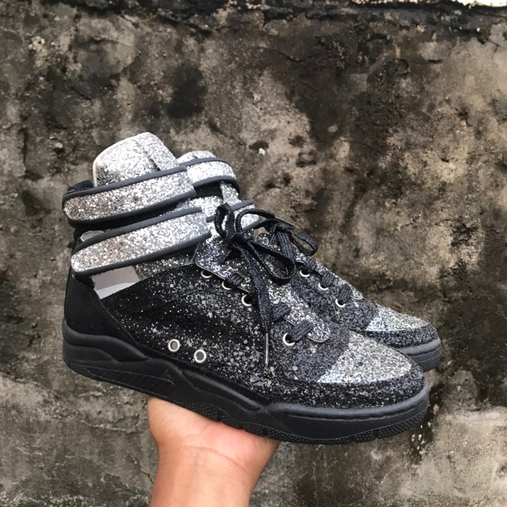 Chiara Ferragni sneakers