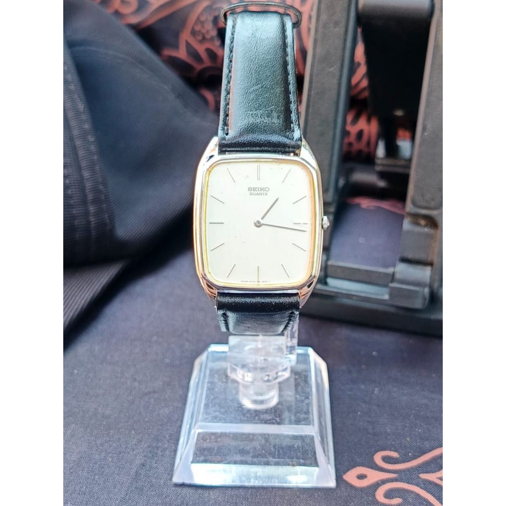 jp444 Jam tangan SEIKO Chariot Tank Japan Quartz movement