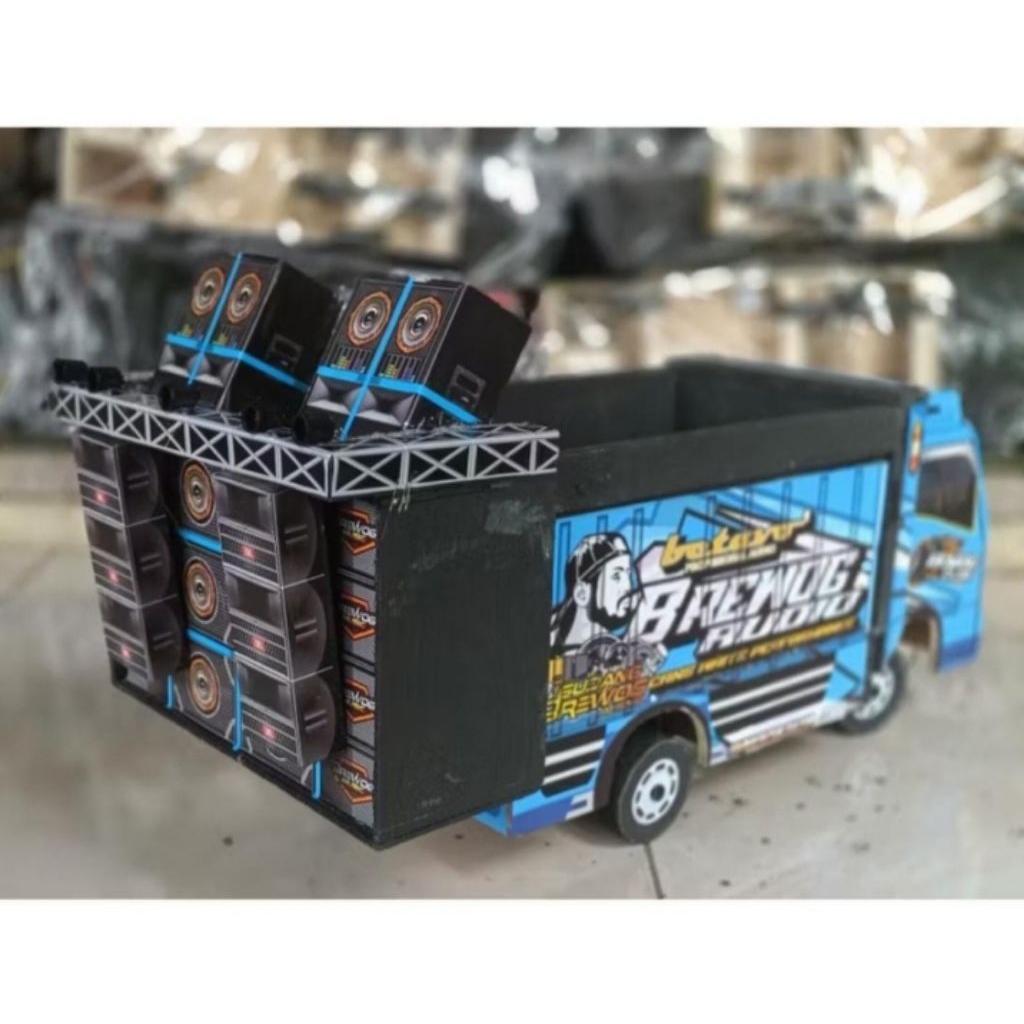 miniatur truk motif riswanda audio truk sound bluetooth