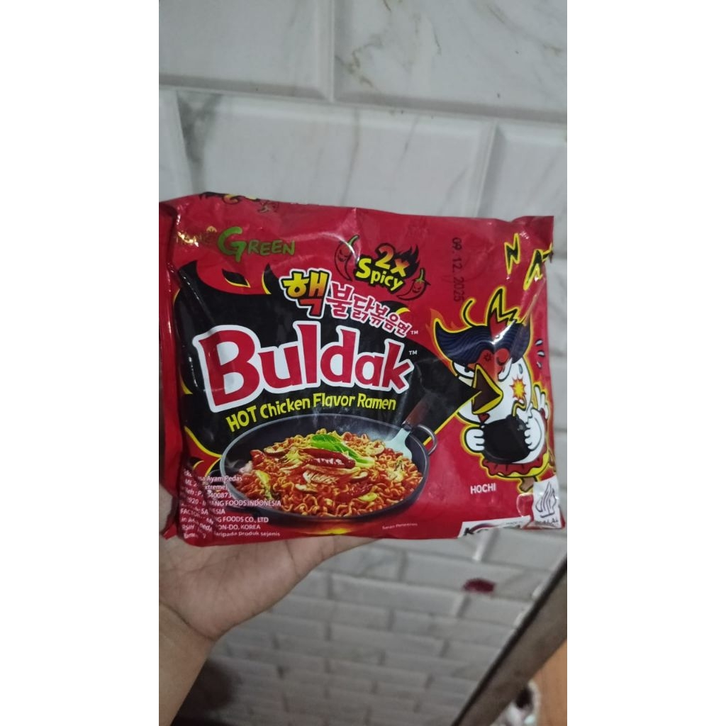 

SAMYANG BULDAK HOT CHICKEN FLAVOR RAMEN