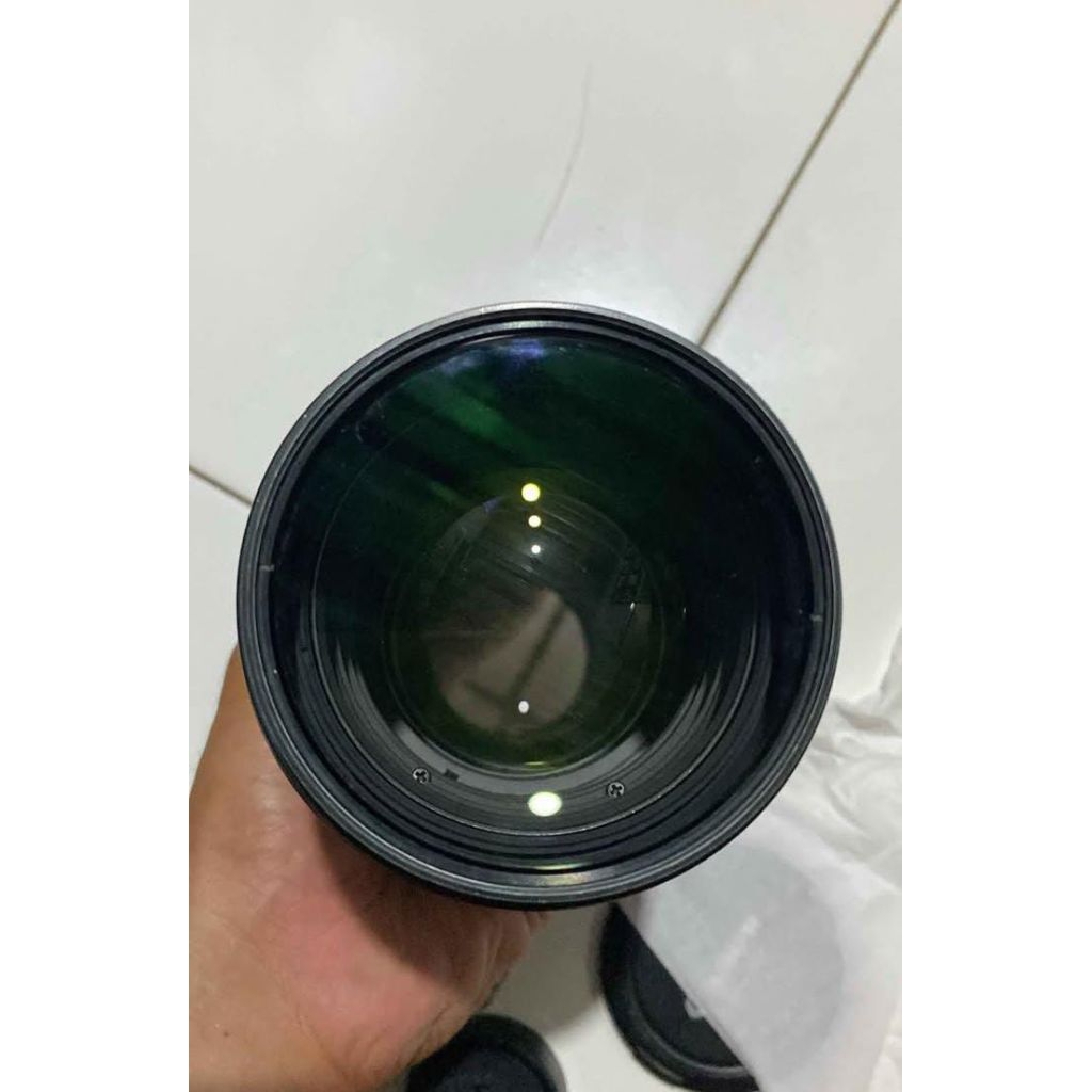 Lensa tele Nikon 80-200 F2,8 gen 3