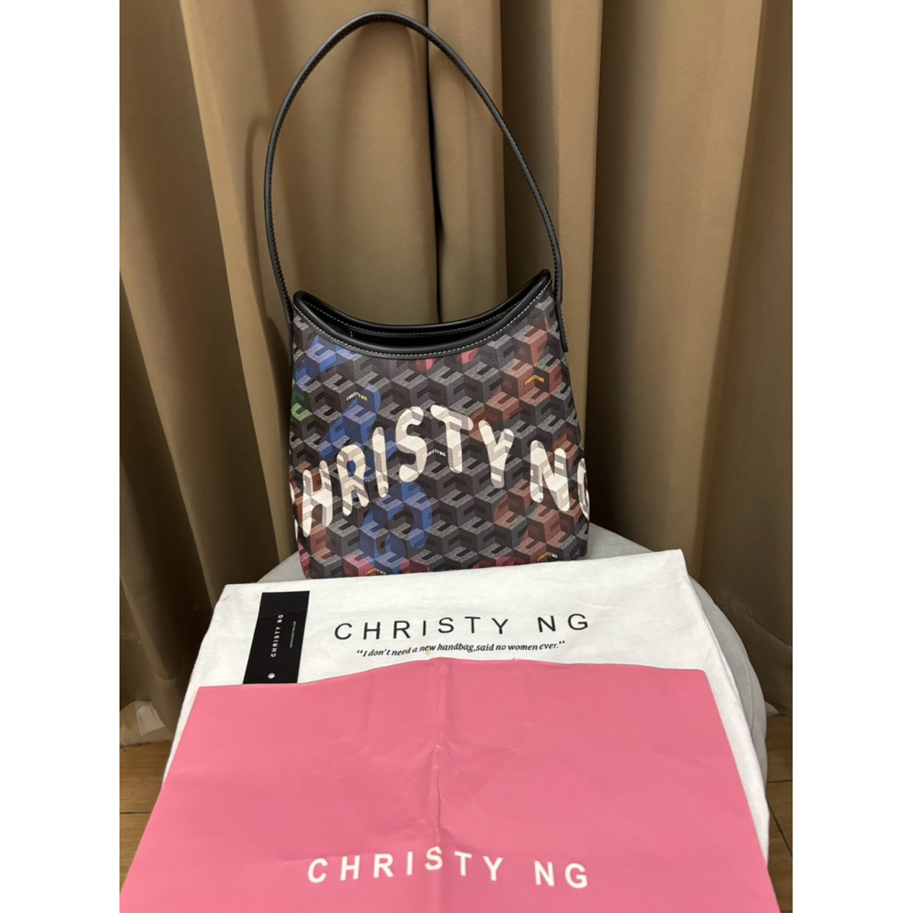 Preloved Christy NG alesso mini multi