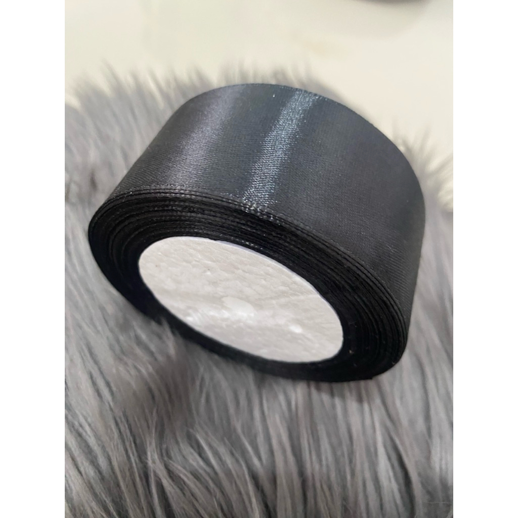 

PITA SATIN UKURAN 4cm ( 1 roll ) | PART 1