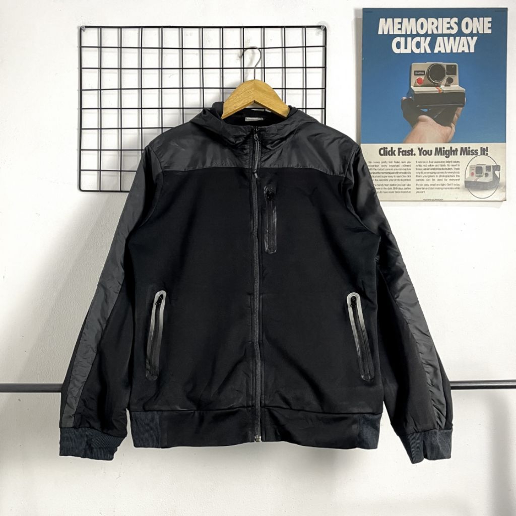 JAKET PUMA SHOFTSHELL SECOND ORIGINAL, WINDBREAKER PUMA, JAKET SOFT TOUCH PUMA