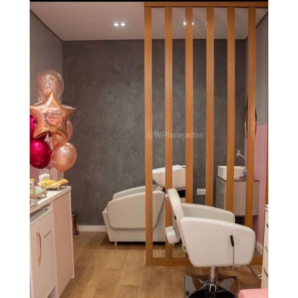 Partisi Ruangan Kayu Waru Minimalis  – Rak Penyekat Ruang Tamu & Dapur