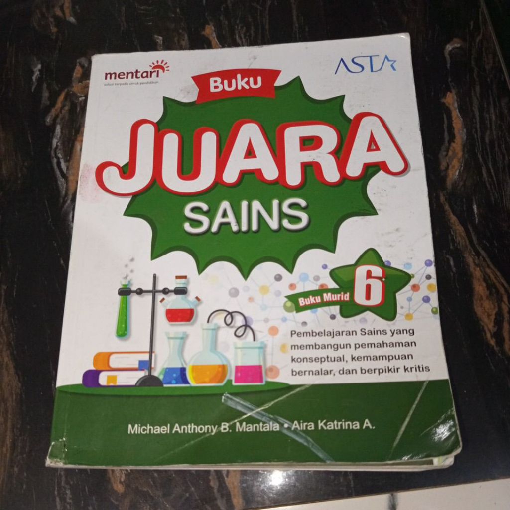 Buku juara sains Marshall Cavendish education