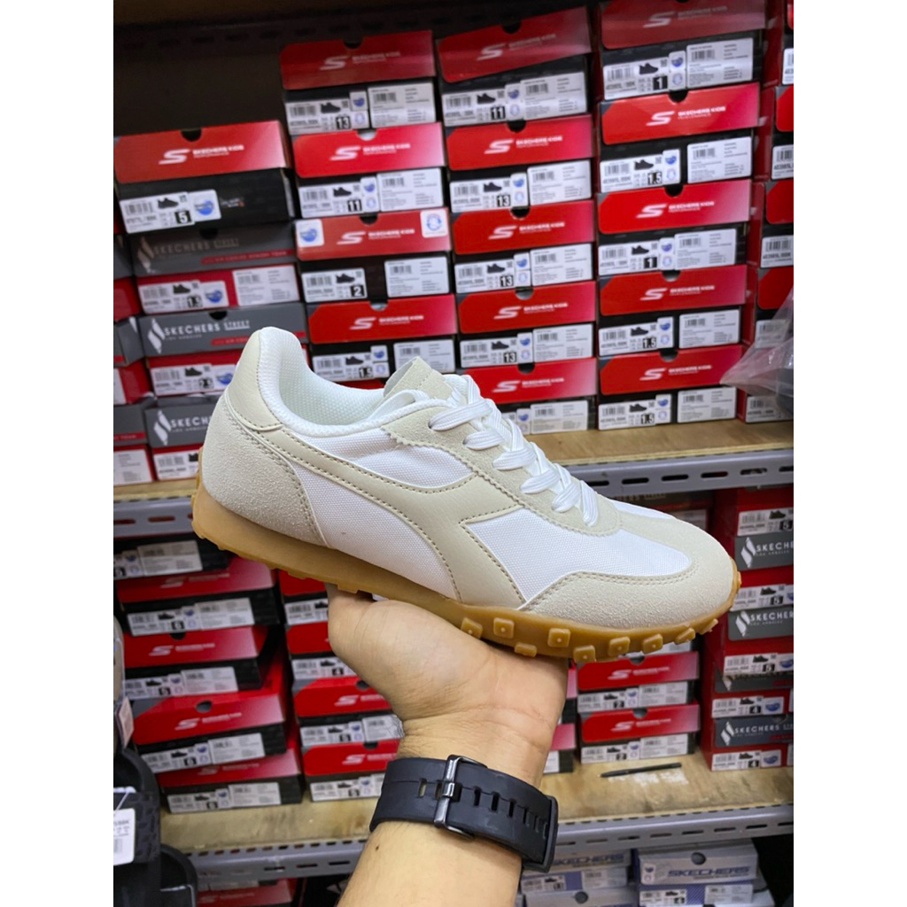 Sneakers wanita sepatu Diadora original / Diadora pavia womens sneakers shoes-Beige