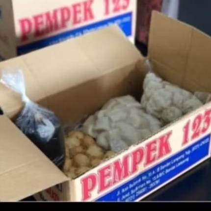 

Pempek123 Ukuran Kecil : 25 pcs Frozen Lampung