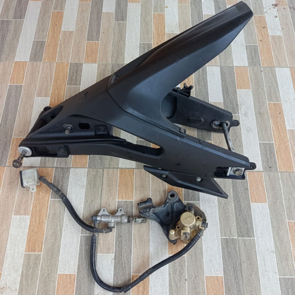 Swing Arm Original YAMAHA R15V2 Endurance Pnp Vixion