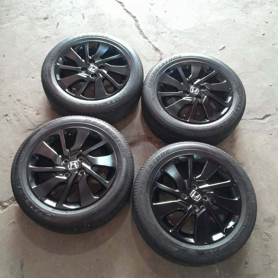 VELG MOBIL ORIGINAL BRIO RS URBANITE RING 15 LUBANG BAUT PCD 4X100 + BAN 185 55 R15
