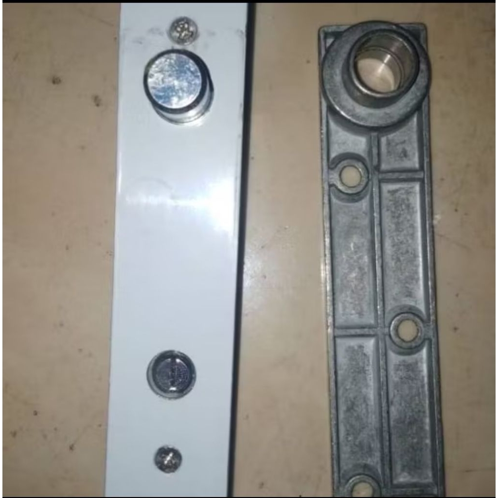 PIVOT BOTTOM PT21 asesories pintu aluminium