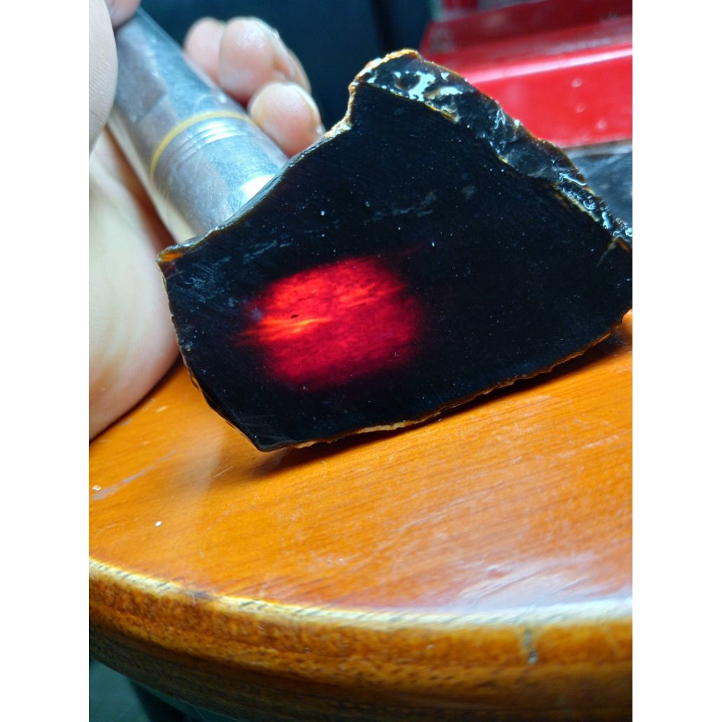 bahan batu cincin kecubung api atau Yaman Wulung asli Aceh