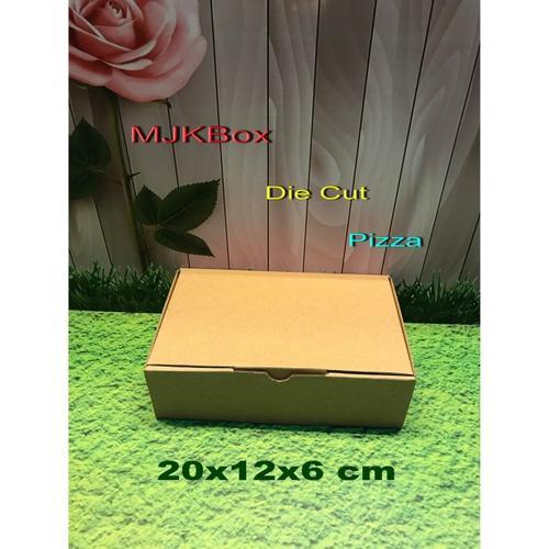 

kardus/karton/box. uk. 20x12x6cm..DIE CUT