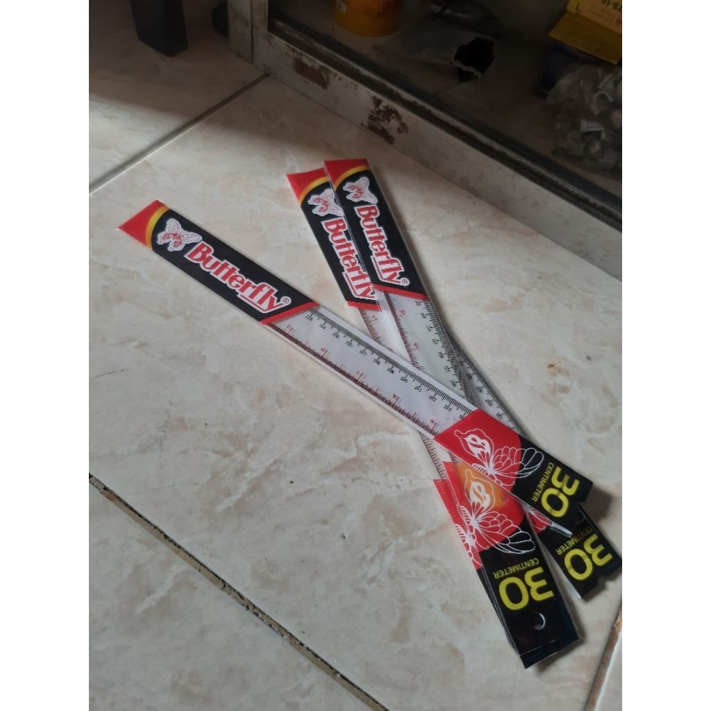 

Penggaris Butterfly 30cm