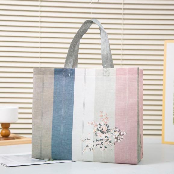 

Variant G-7 Goodie Bag Spunbond Tas Wanita Kado Kuat Desain Lucu