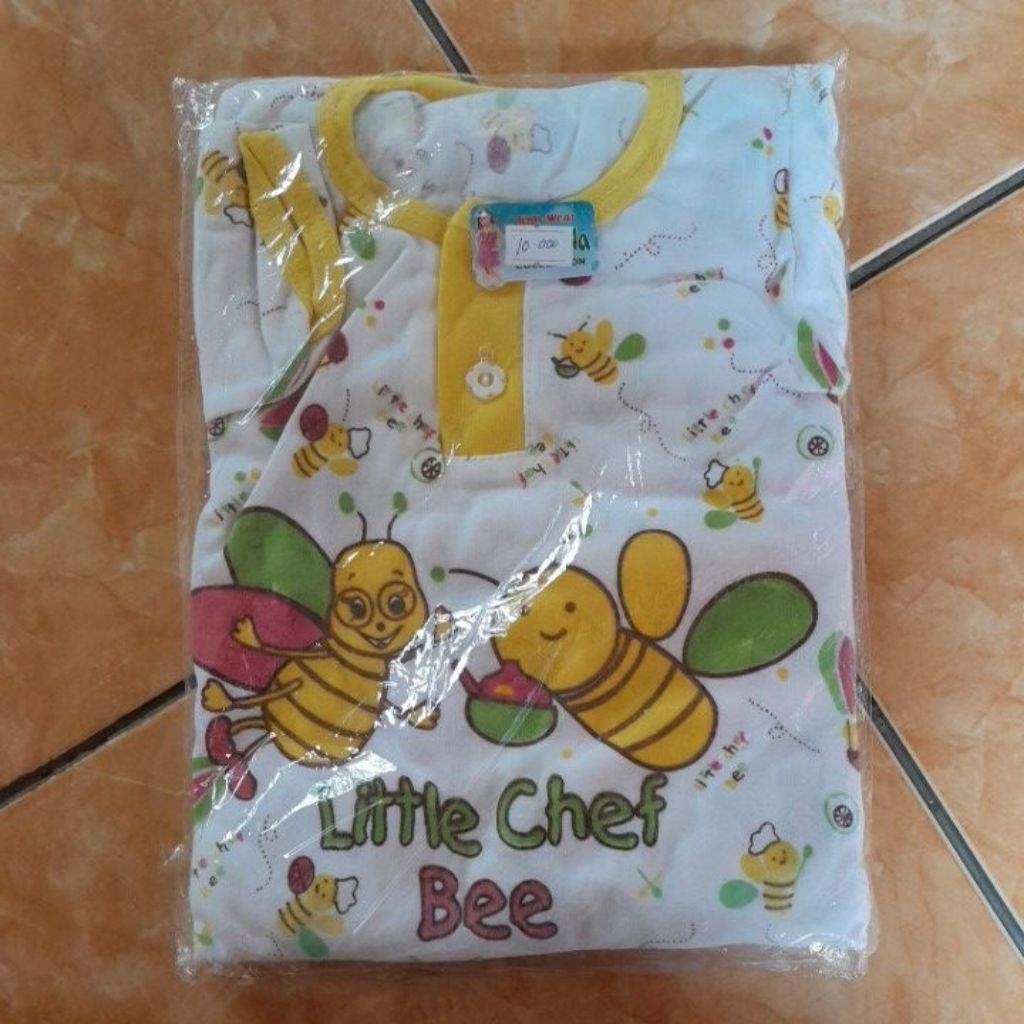 set baju tidur anak lebah.