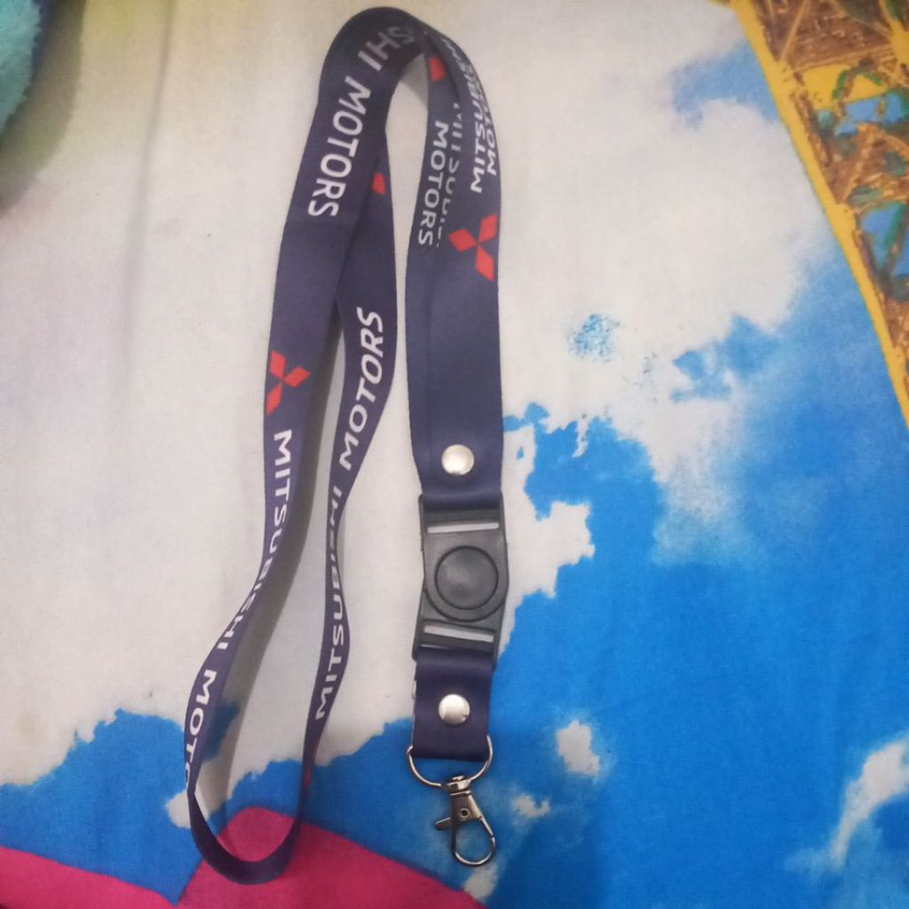 

Lanyard Mitsubishi motors preloved