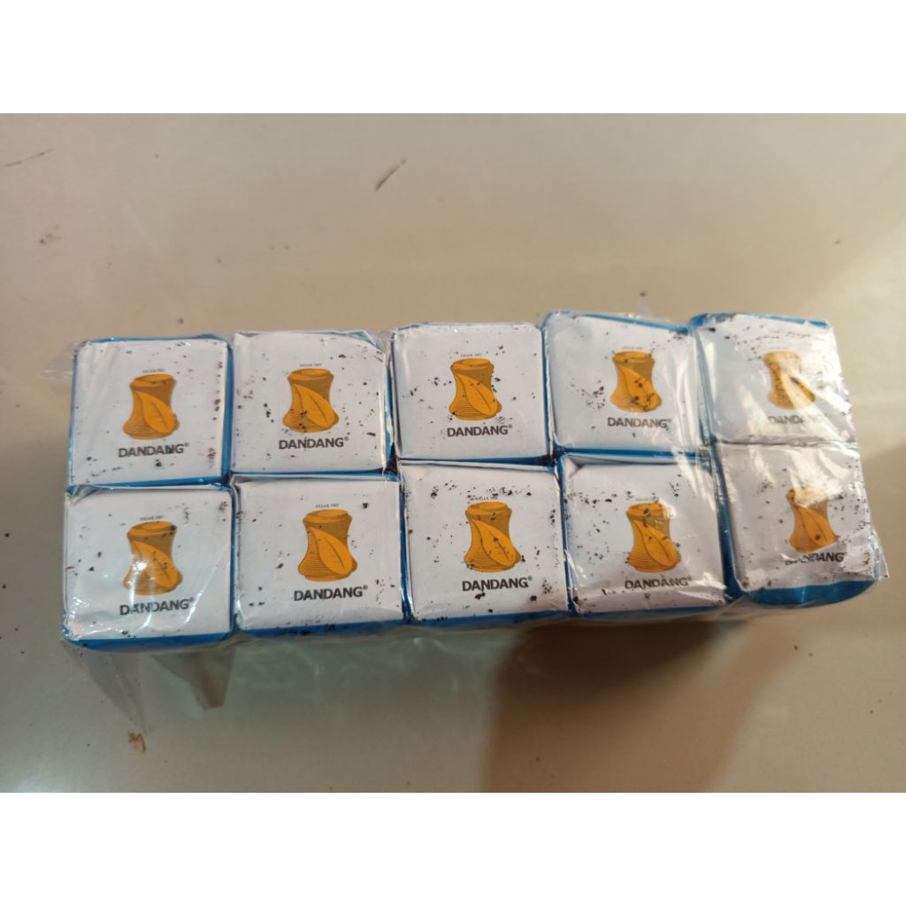 

teh tubruk dandang biru 1 slop isi 10 bungkus