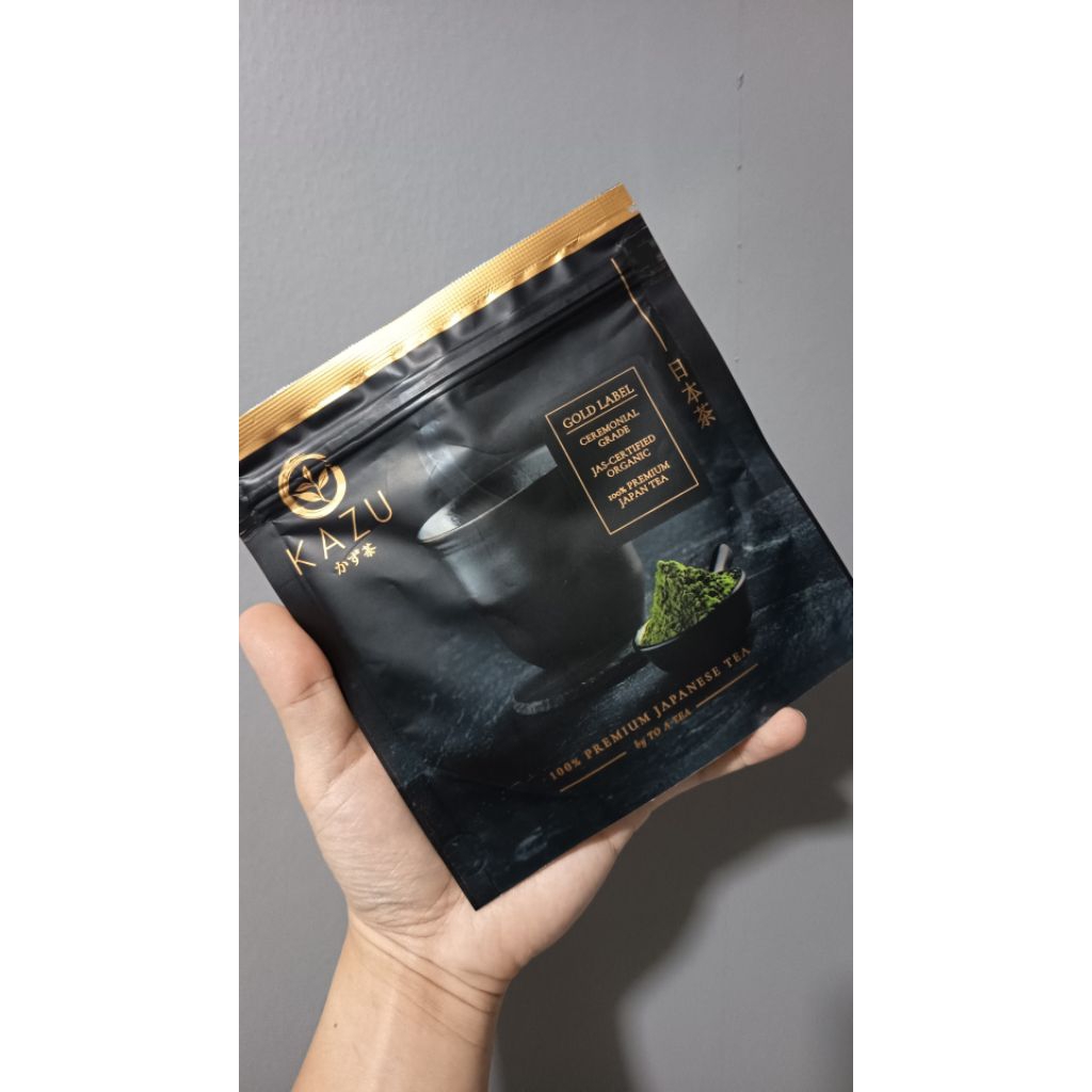 

KAZU MATCHA GOLD LABEL - ORGANIC CEREMONIAL GRADE JAS - CERTIFIED 50G BUBUK MATCHA PREMIUM CEREMONIAL ORIGINAL KAZU GOLD LABEL UJI Ceremonial 50g tea heaven matcha uji ceremonial original 100% pure uji matcha ceremonial
