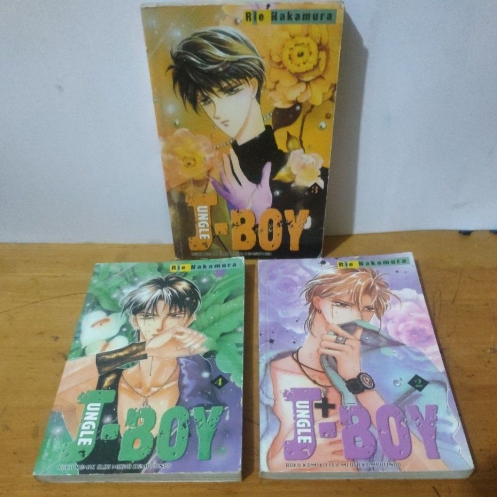 KOMIK ELEX MEDIA JUNGLE BOY KARYA : RIE NAKAMURA NOMOR 1- 3 SELESAI