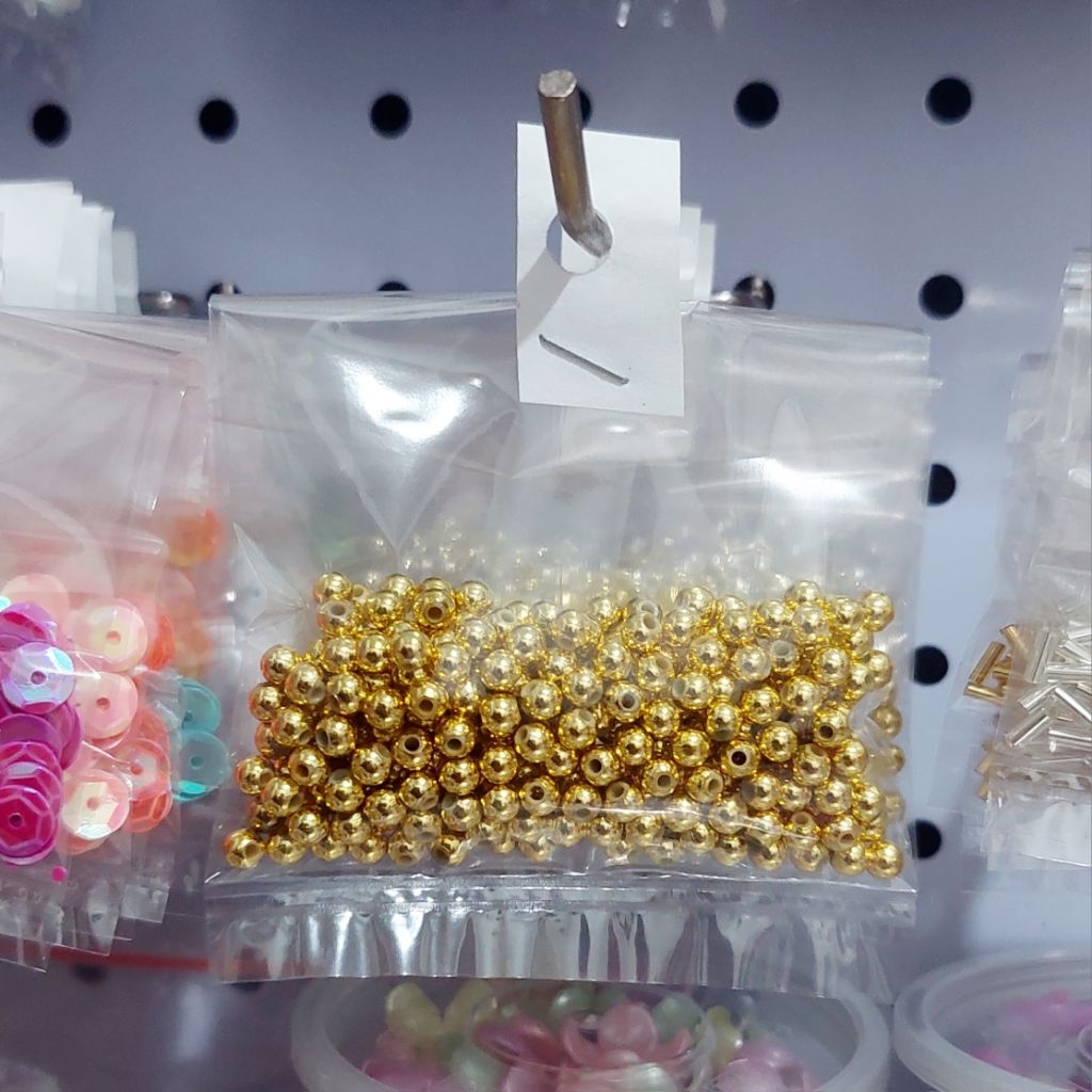 PAYET MUTIARA  4MM DAN PADI 3×6 METALIC SEMI JEPANG 4mm