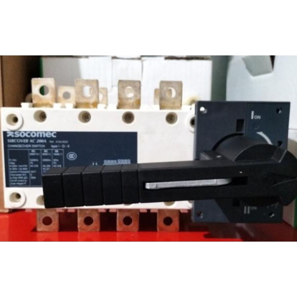 COS CHANGE OVER SWITCH SAKLAR SOCOMEC 4P 200A
