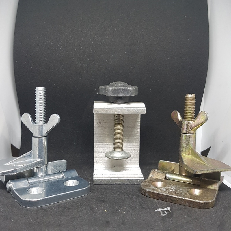 

Catok Sablon SEPASANG Kupu Meja Stainless Steel Alumunium Engsel Besi Logam Kuat Tebal Screen Penjepit Prakarya Kerajinan Craft Crafting Art Seni Kesenian Kertakes Alat Peralatan Perlengkapan Rumah Home Stuff Homestuff Grosir Prakarya Malang