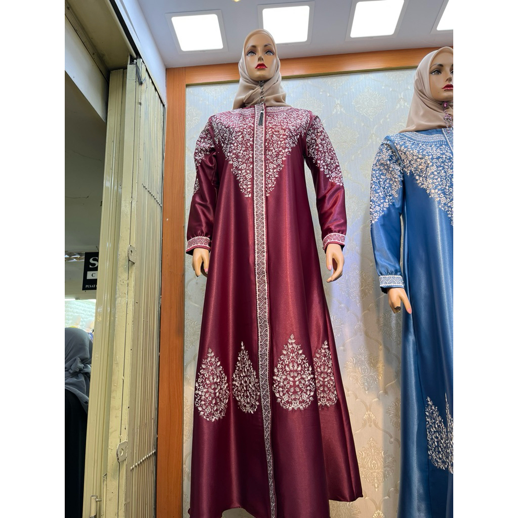 Gamis satin Kristal Motif tetes air