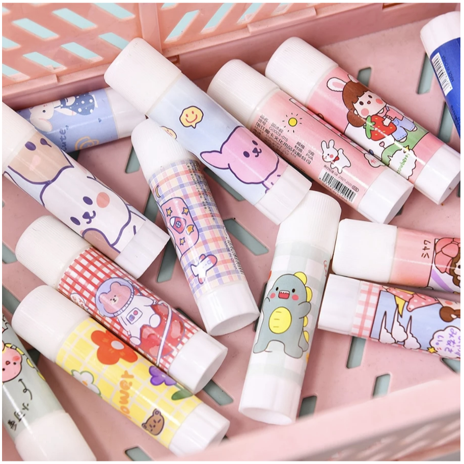 

Lem Perekat Kertas Padat Glue Stick Lem Stik Batang Putar Sekolah Kantor Motif Korea Lucu
