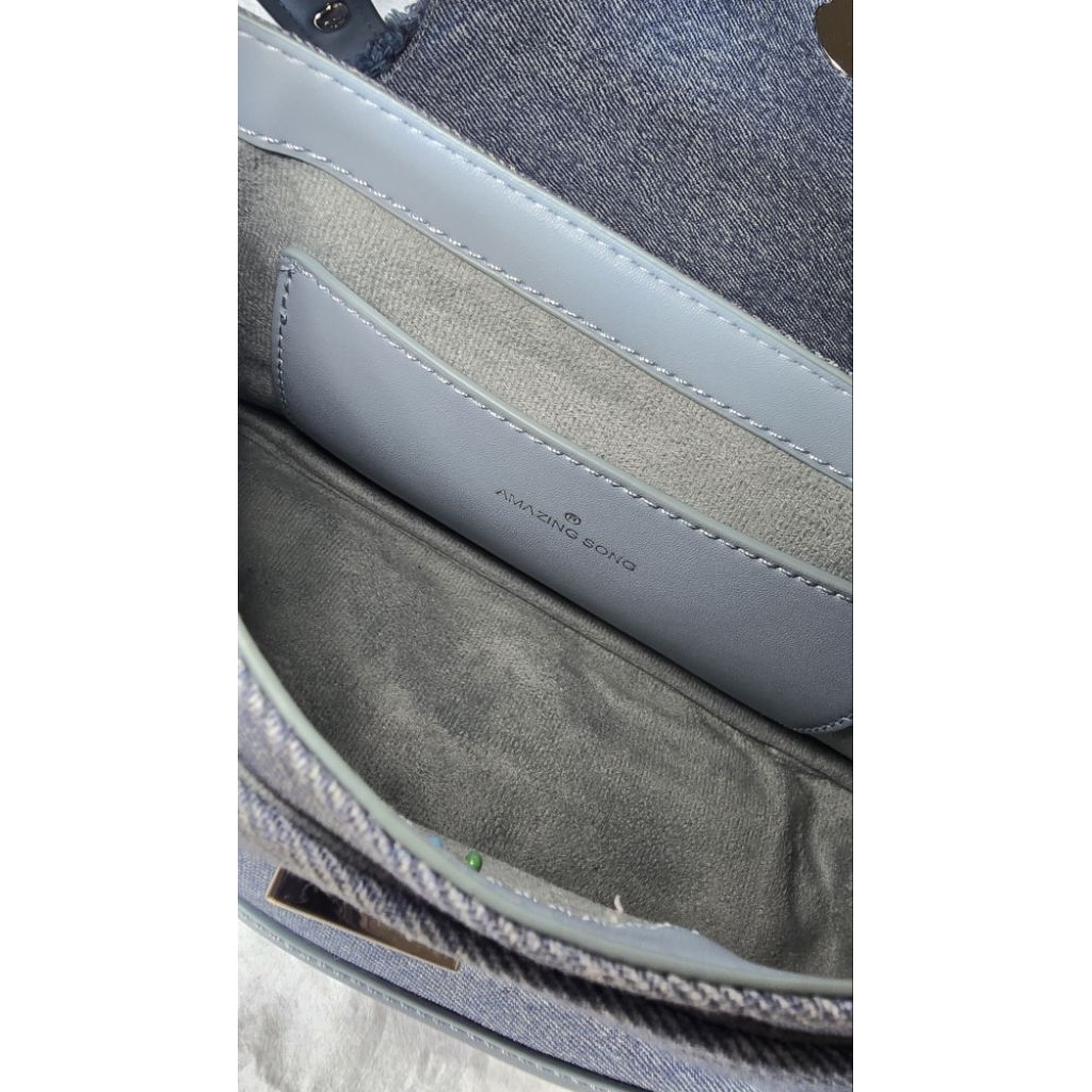 Shoulder bag amazing song jeans