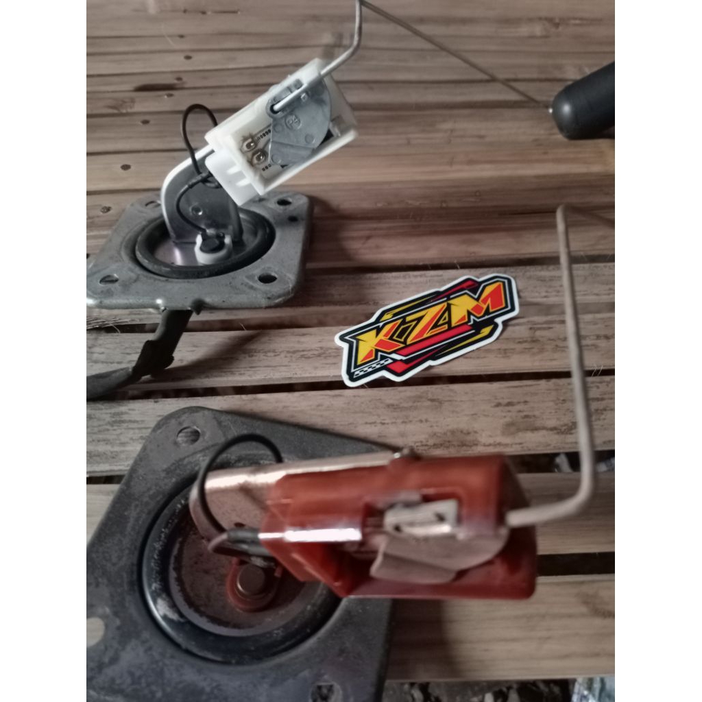 Pelampung tangki Megapro Monoshock Original Copotan