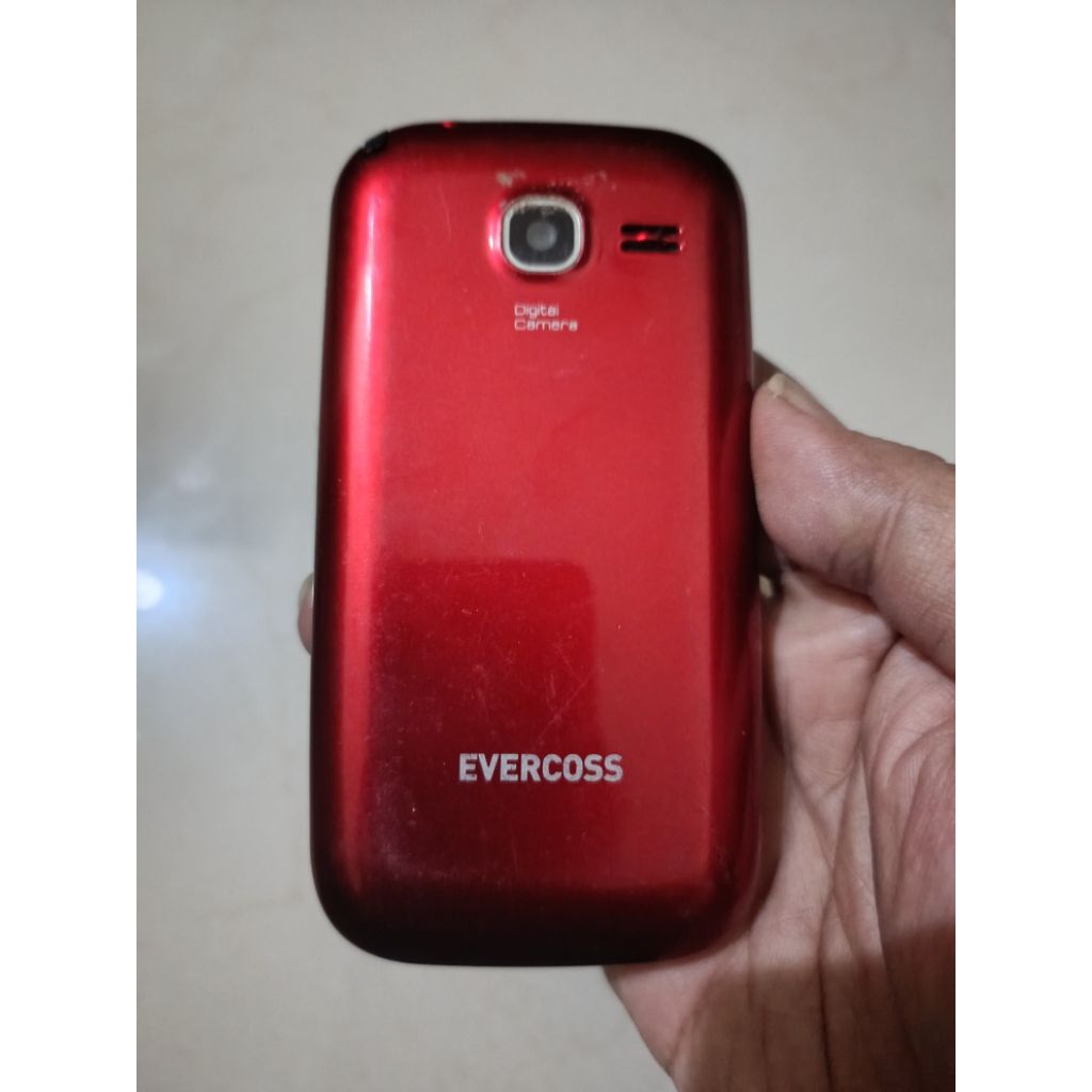 HP Evercoss T5 Black Red Original Bahan Gambling Jadul Langka Unik Imut Speaker Bass Stereo Joss Kha